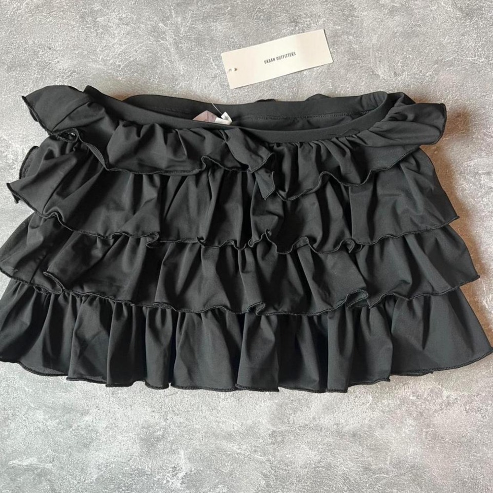 Urban Outfitters Ruffle‎ Mini Skort S Black